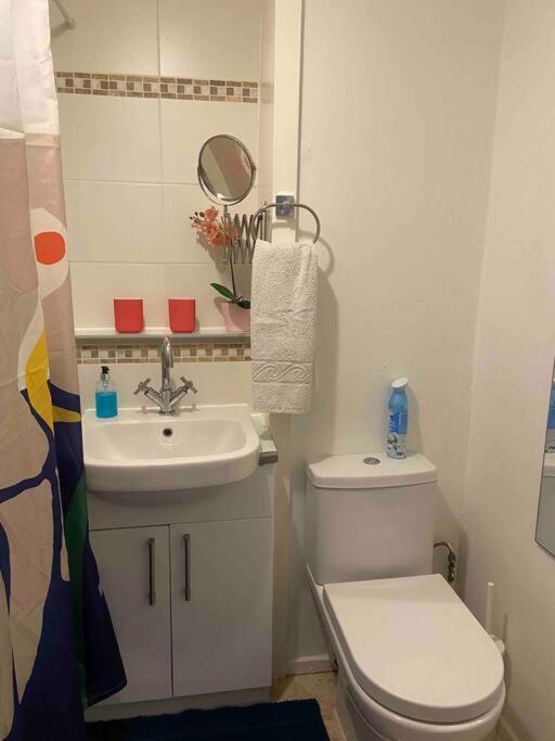 Apt 2/4People Archway/Holloway Лондон Екстериор снимка